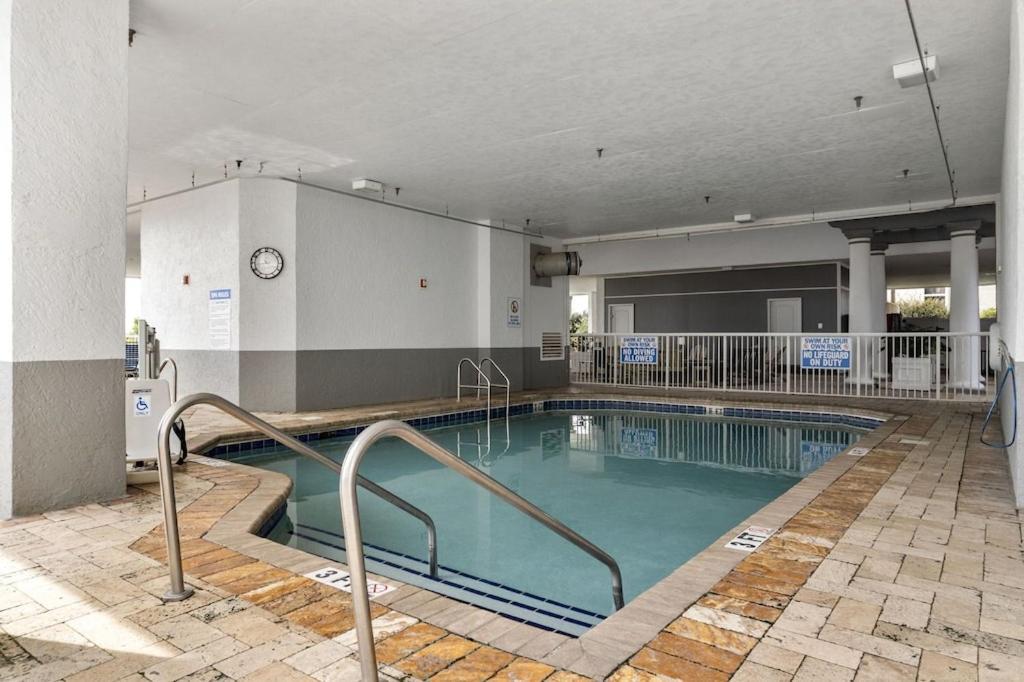 Direct Oceanfront- King Bedroom- Amazing Views/Pools/Hot Tubs/Beach Access/Golf Myrtle Beach Luaran gambar