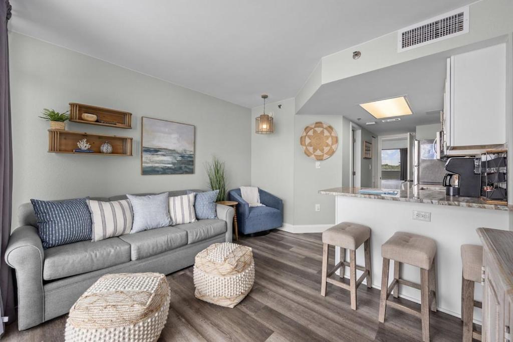 Direct Oceanfront- King Bedroom- Amazing Views/Pools/Hot Tubs/Beach Access/Golf Myrtle Beach Luaran gambar