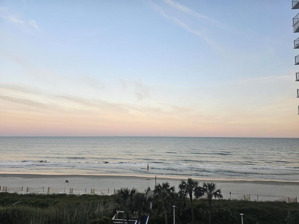 Direct Oceanfront- King Bedroom- Amazing Views/Pools/Hot Tubs/Beach Access/Golf Myrtle Beach Luaran gambar
